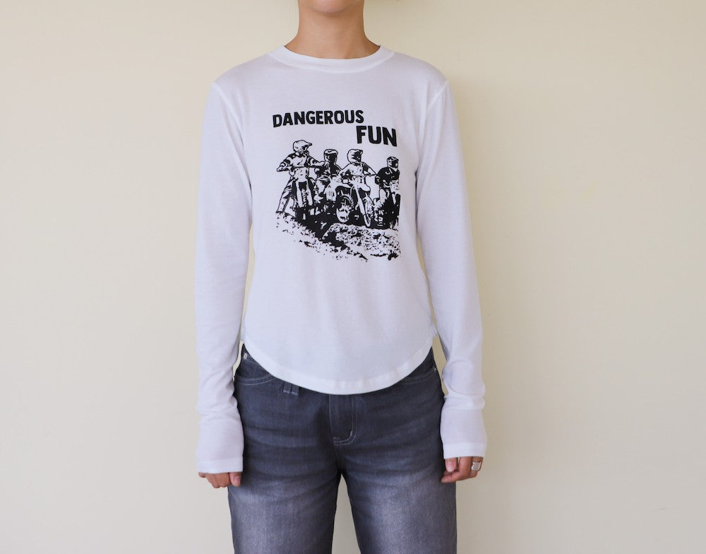 DANGEROUS FUN long-sleeved T-Shirt
