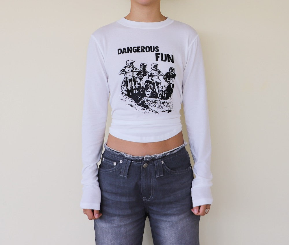 DANGEROUS FUN long-sleeved T-Shirt