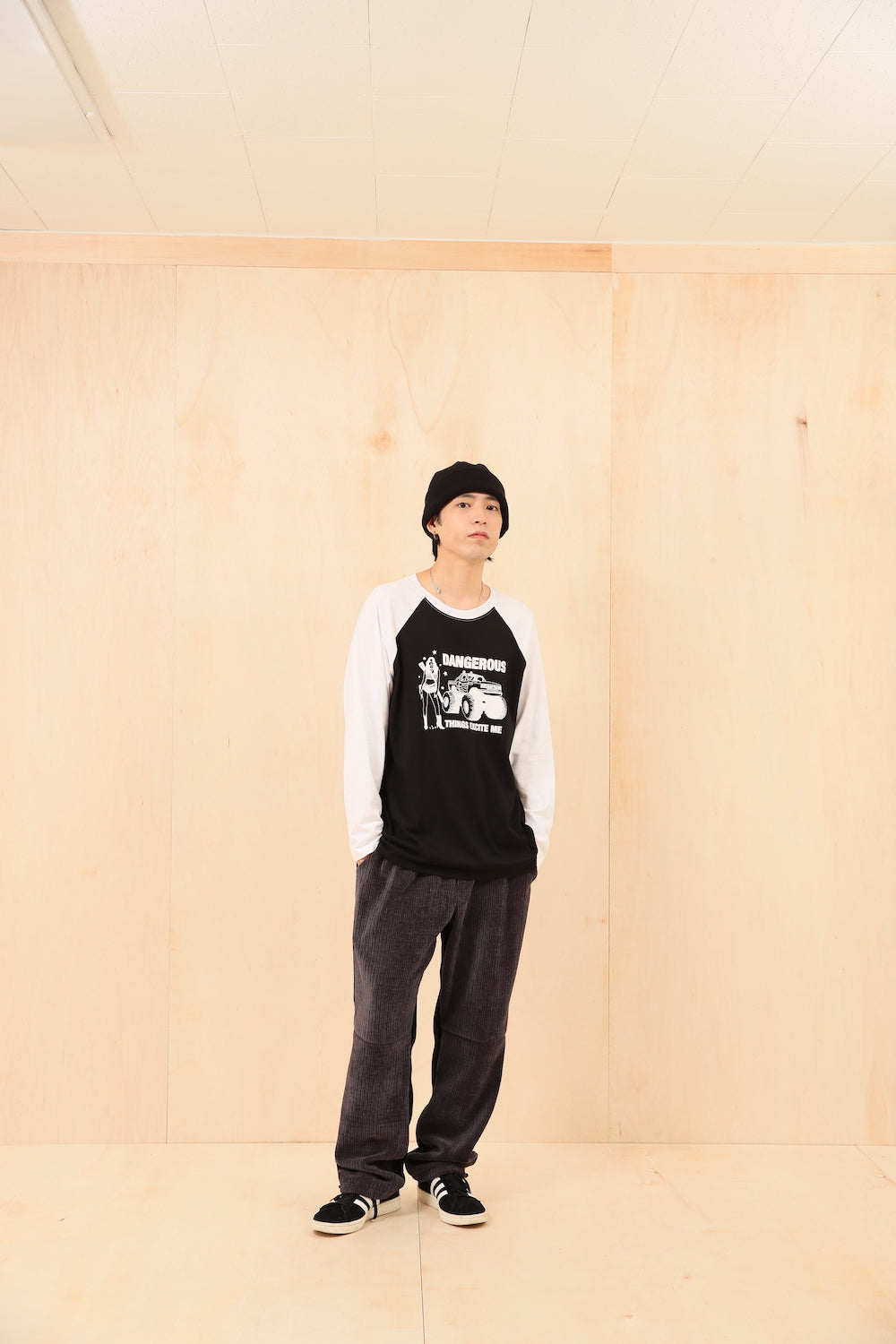 DANGEROUS Raglan long-sleeved T-Shirt MENS