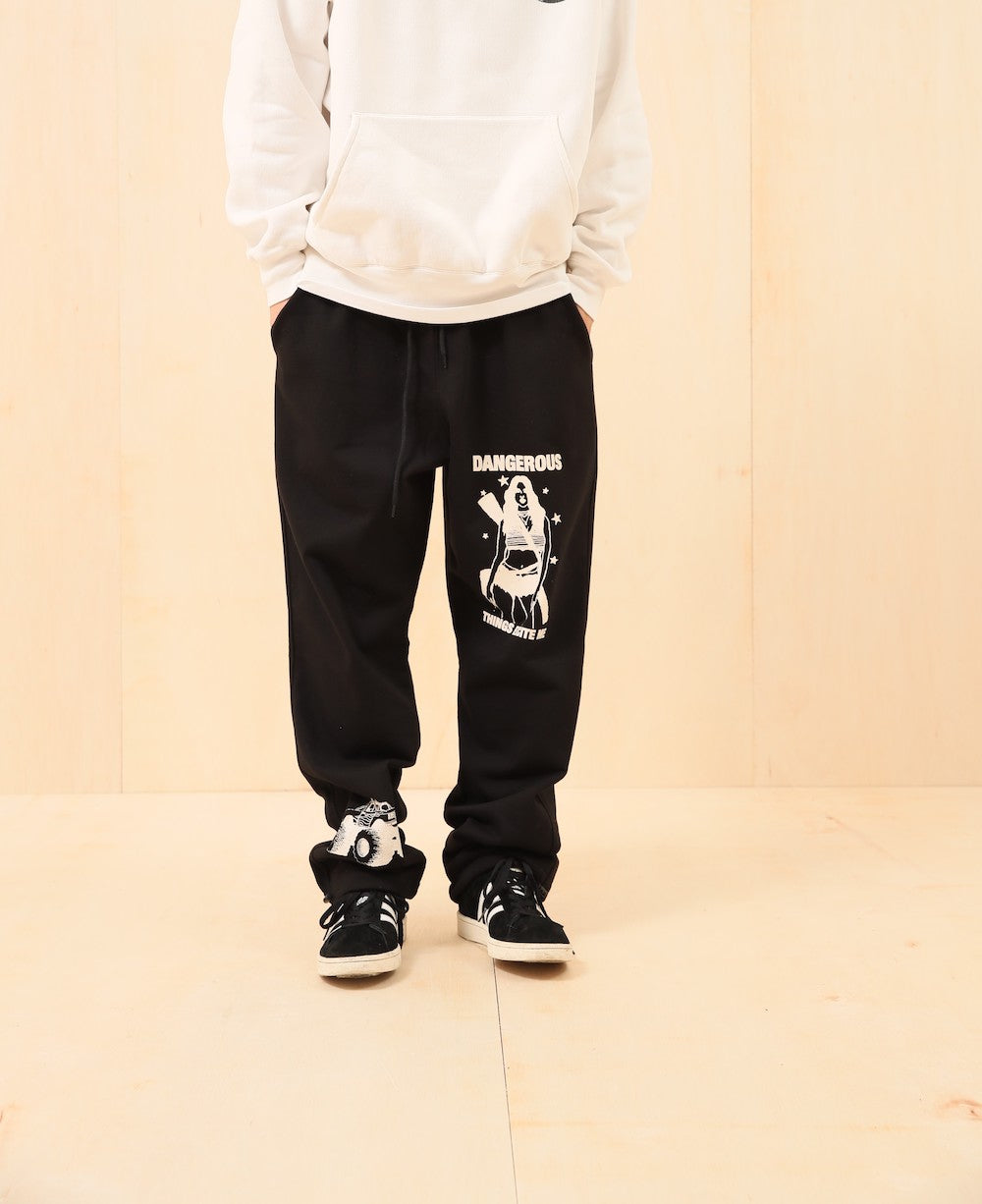 DANGEROUS SWEAT PANTS