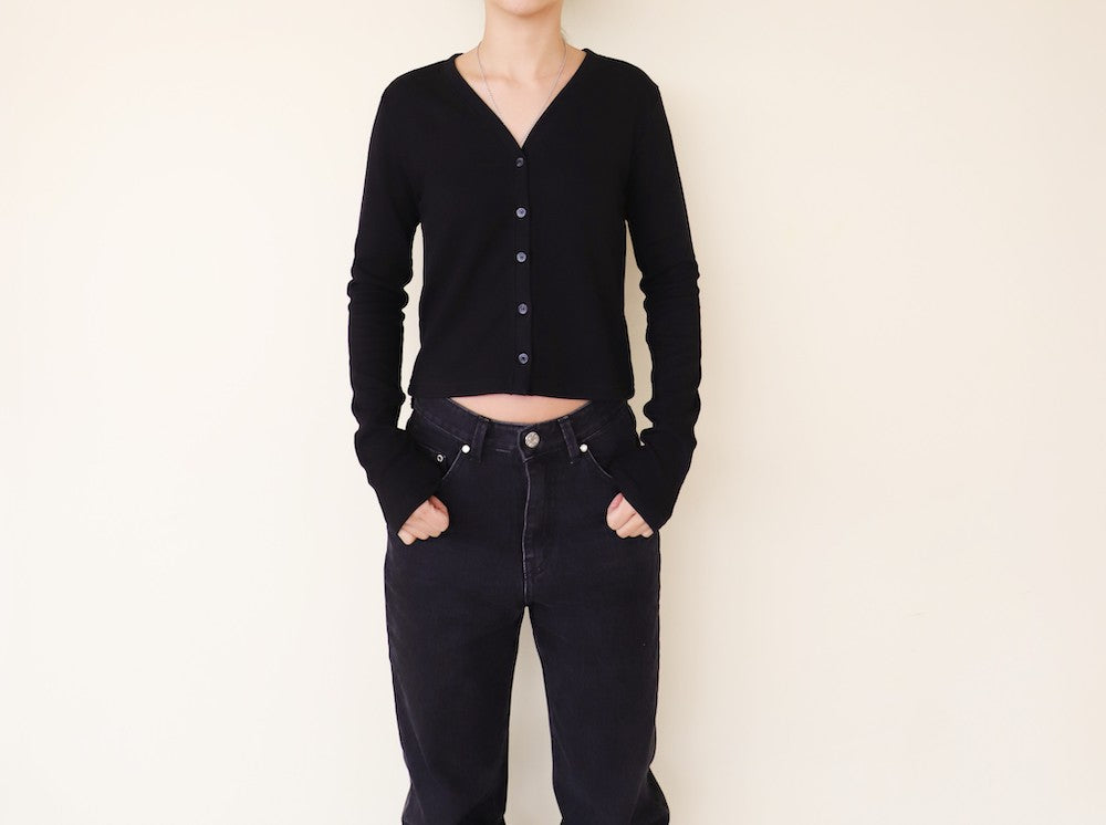 GREEDY CROP CARDIGAN