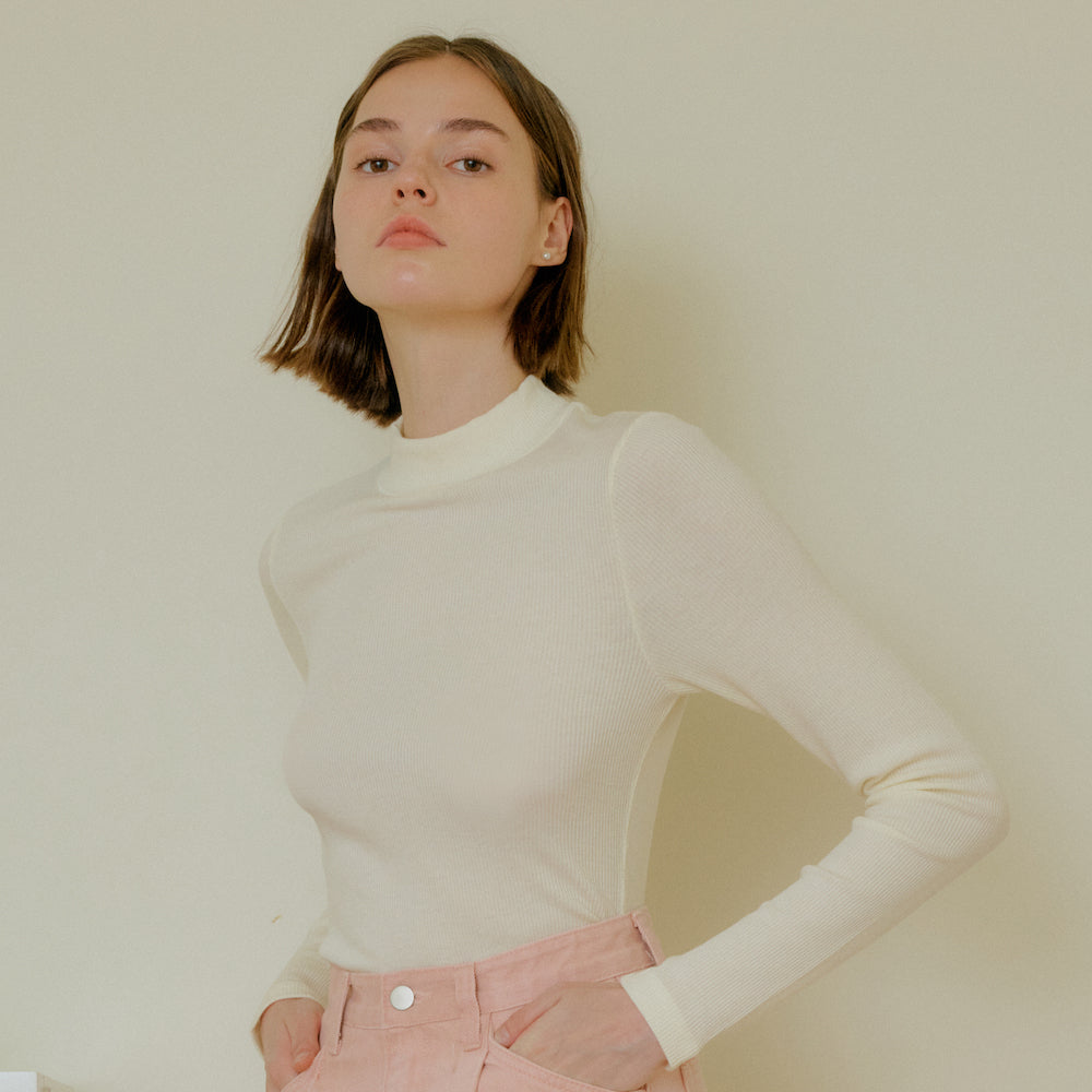 HALF TURTLENECK T-SHIRT