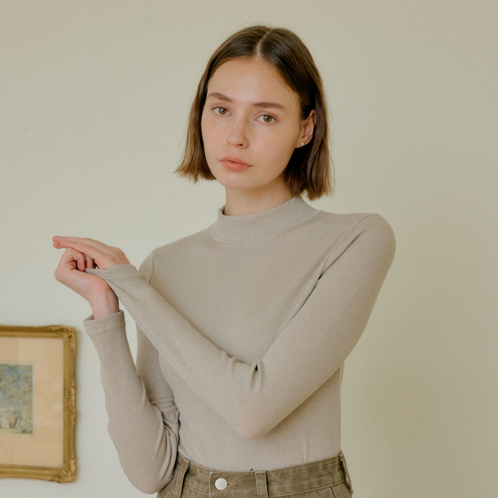 HALF TURTLENECK T-SHIRT