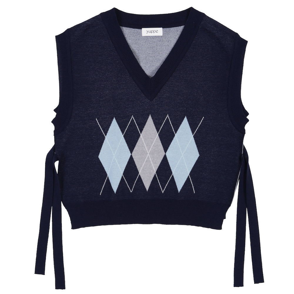 SLIT DIAMOND VEST