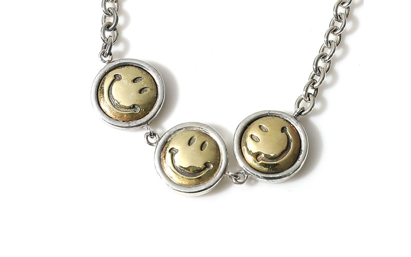 SMILEx3 NECKLACE